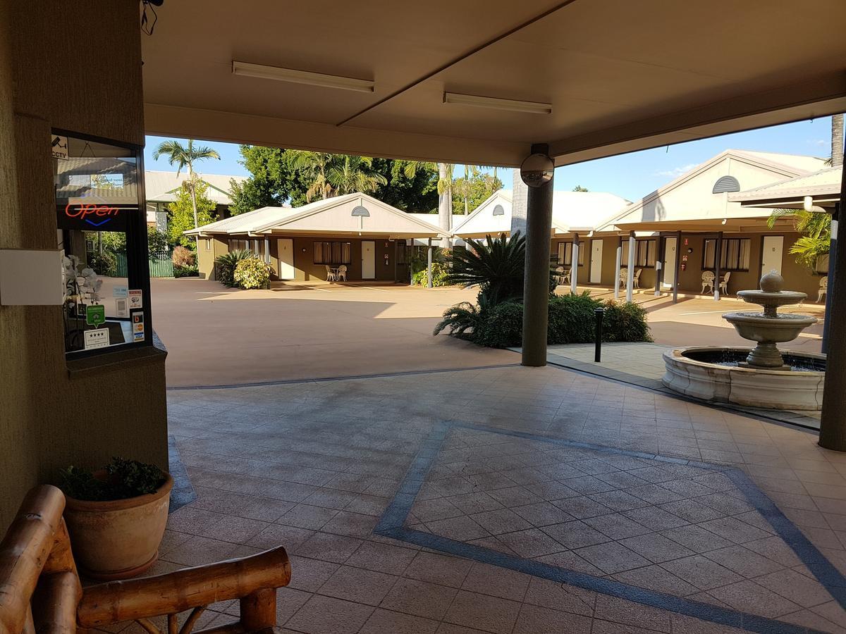 Rockhampton Palms Motor Inn Εξωτερικό φωτογραφία